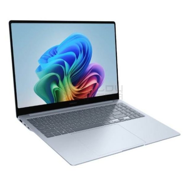 Nešiojamas kompiuteris Samsung NP944XMA-MC1ES 14  Qualcomm 16 GB RAM