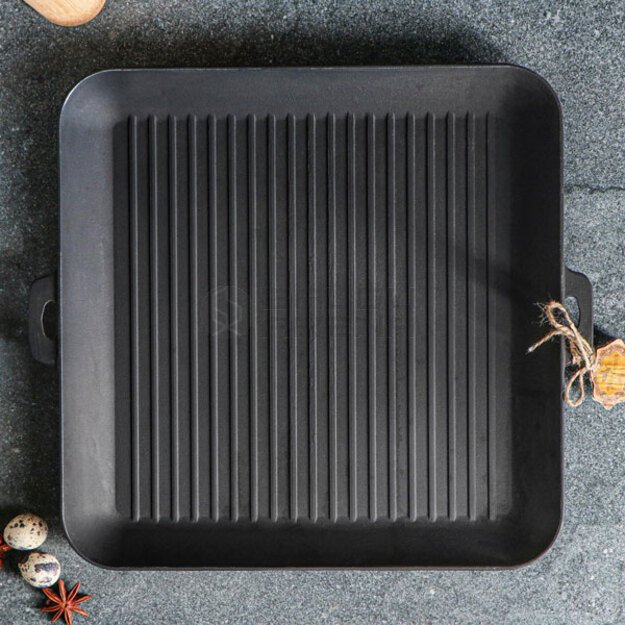 Ketaus grilio keptuvė 35*35*4 cm GRILL | T309